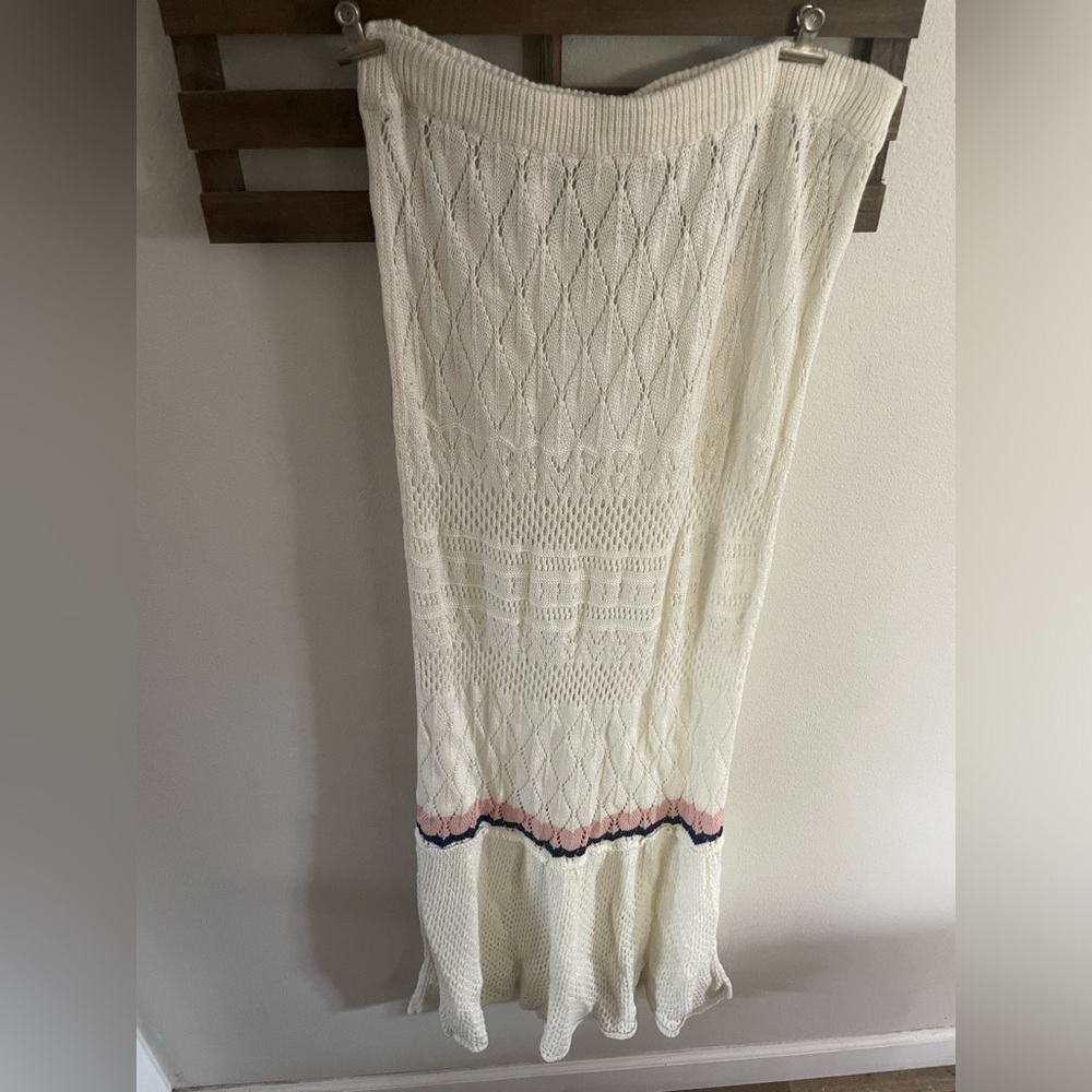 NWT WAYF Cream Knit Long Skirt Size‎ Small